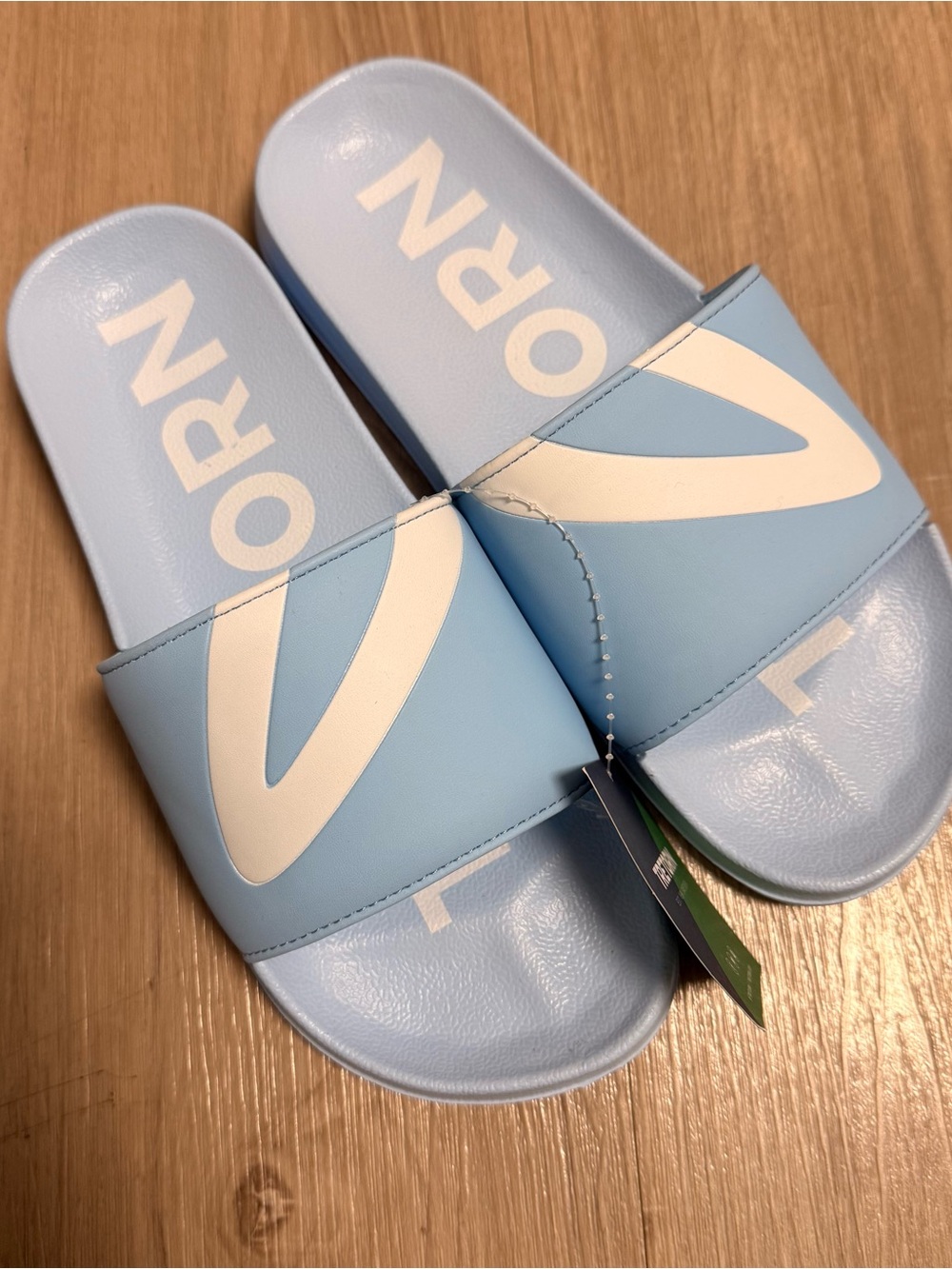 Tretorn Women’s Light Blue Slip-On Slide Sandals Size 7.5 NWT
